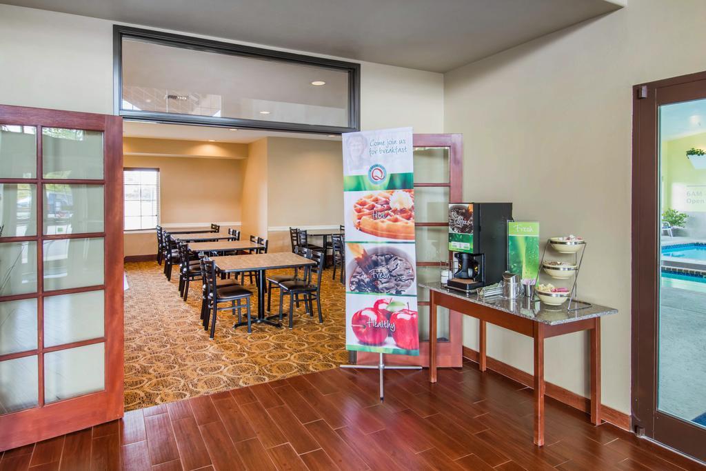 Quality Inn & Suites Of Liberty Lake Екстер'єр фото