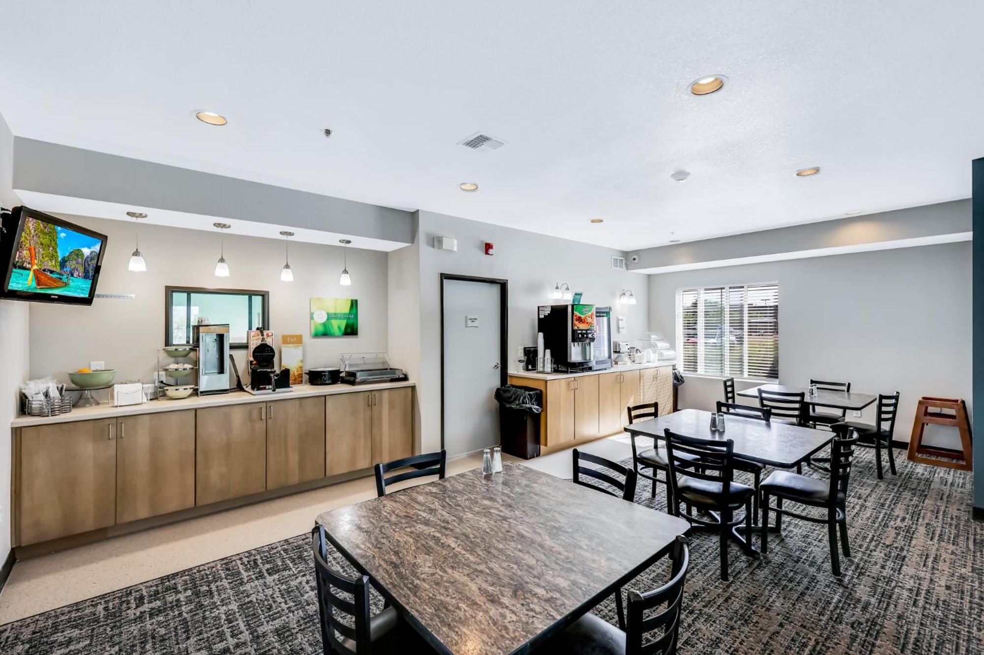 Quality Inn & Suites Of Liberty Lake Екстер'єр фото